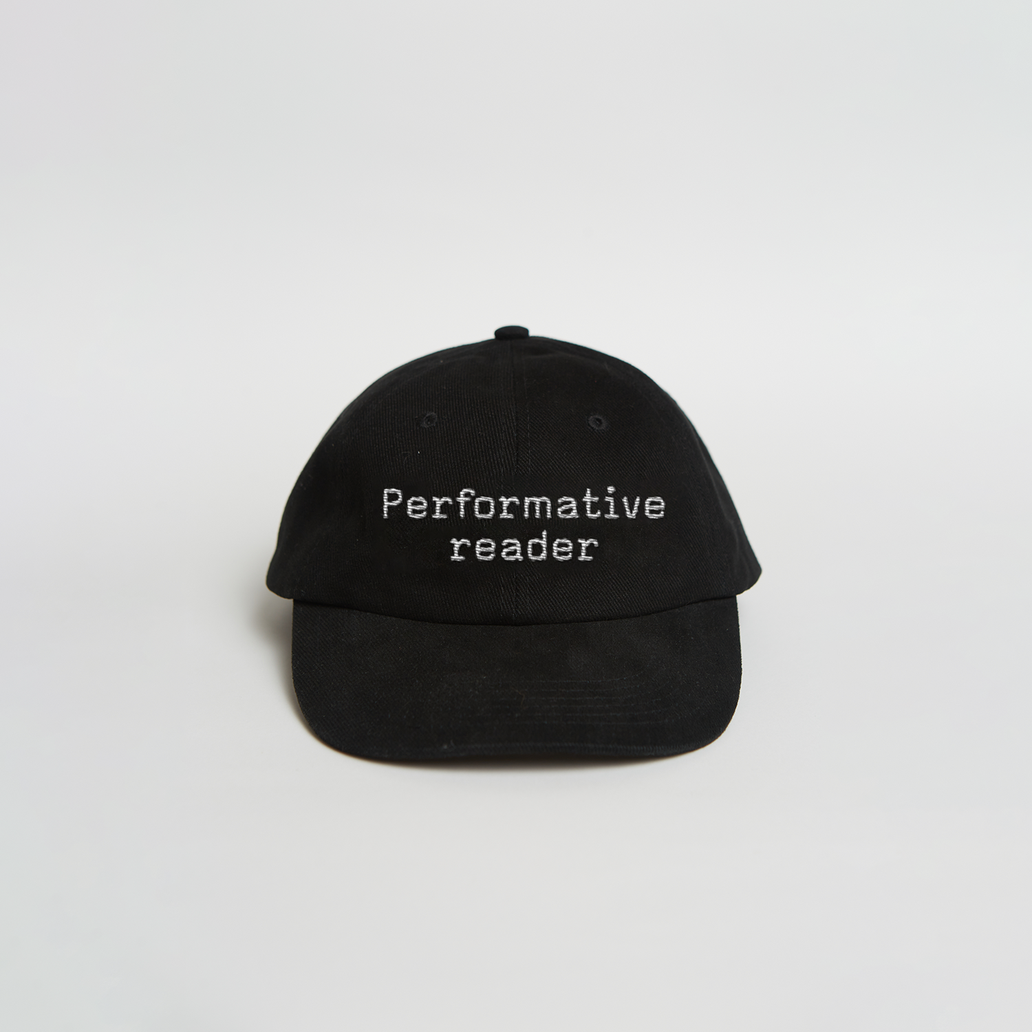 Performative Reader hat